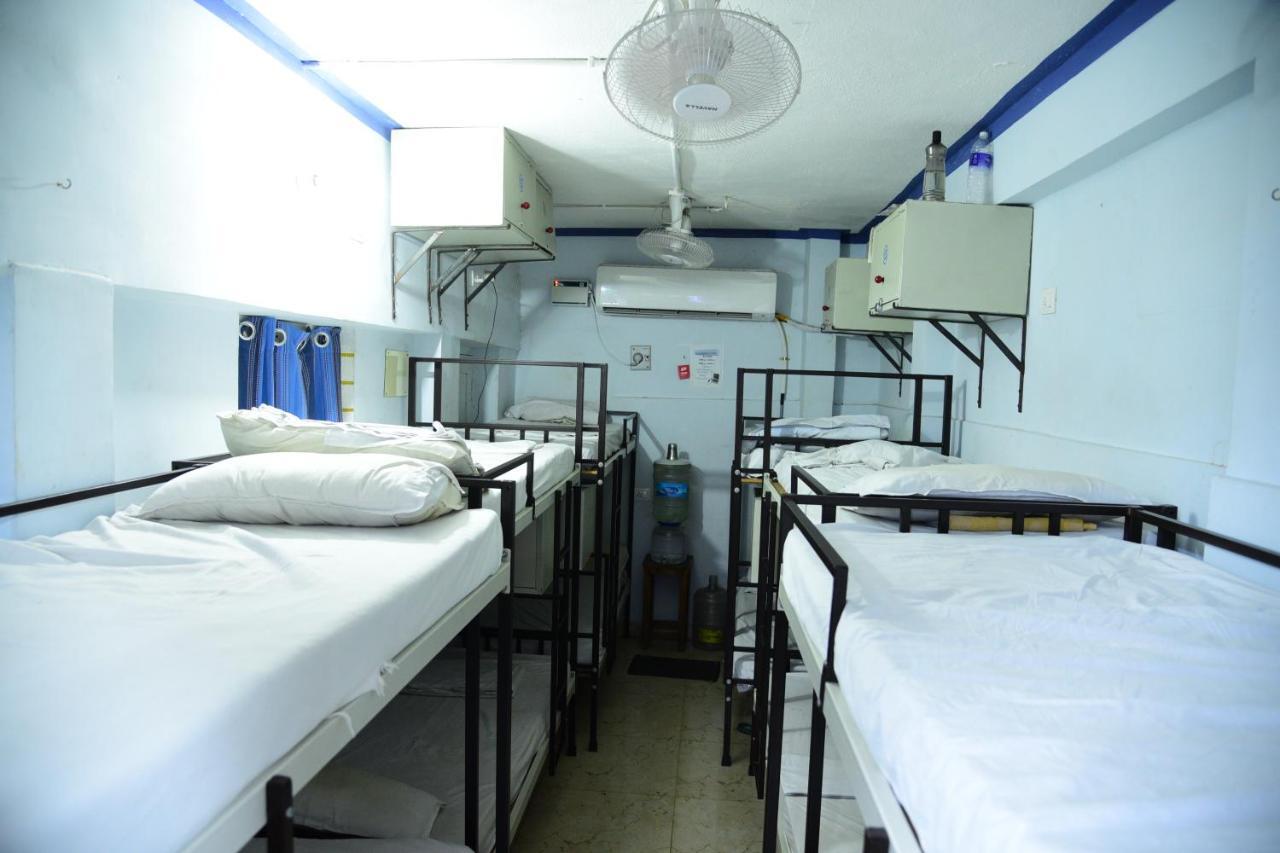 Sri Govindarajaswamy Dormitory Tirupati Ngoại thất bức ảnh